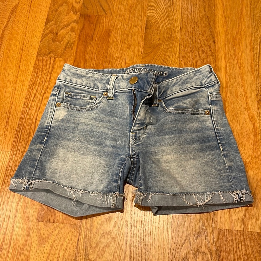 Women’s American Eagle Jean shorts